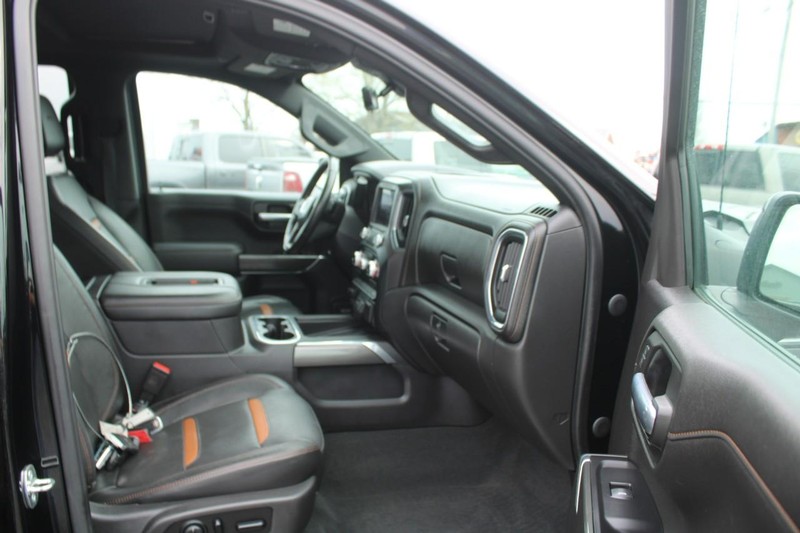GMC Sierra 1500 Vehicle Image 11