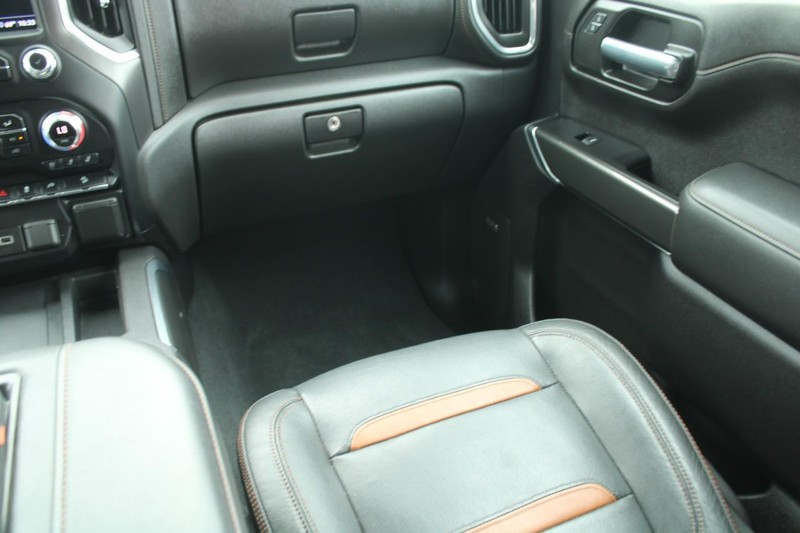 GMC Sierra 1500 Vehicle Image 16