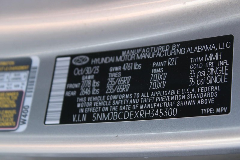 Hyundai Tucson Vehicle Image 17