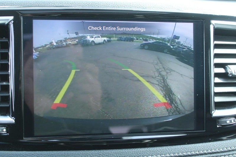 Chrysler Pacifica Vehicle Image 20