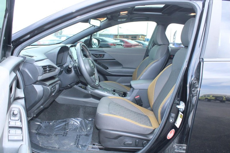Subaru Crosstrek Vehicle Image 08
