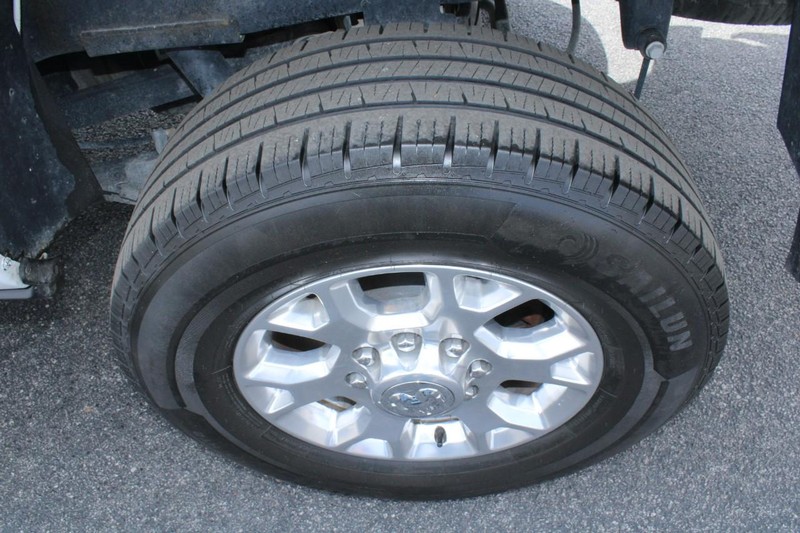 Ram 2500 Vehicle Image 07