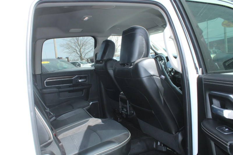 Ram 2500 Vehicle Image 12