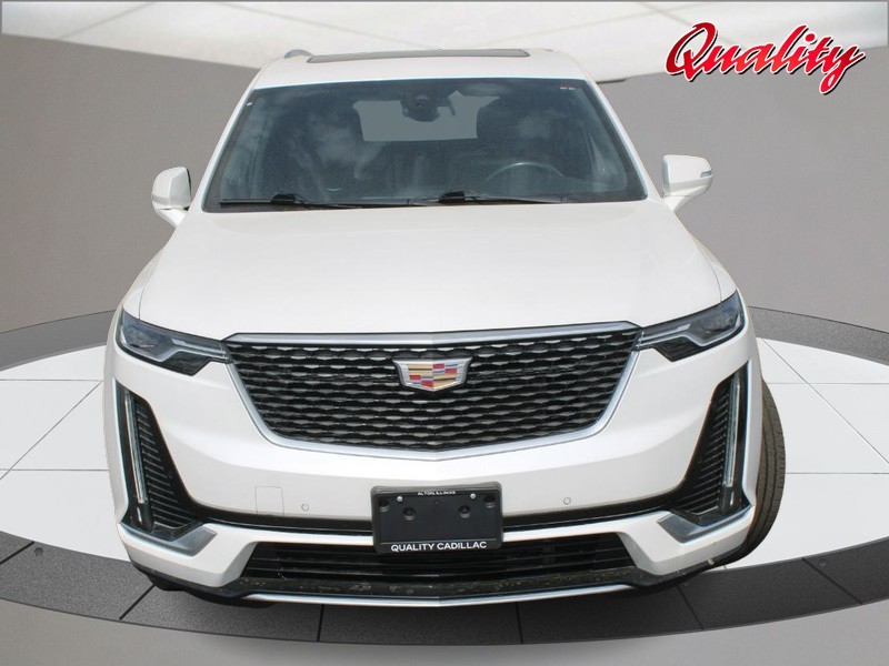 Cadillac XT6 Vehicle Full-screen Gallery Image 10