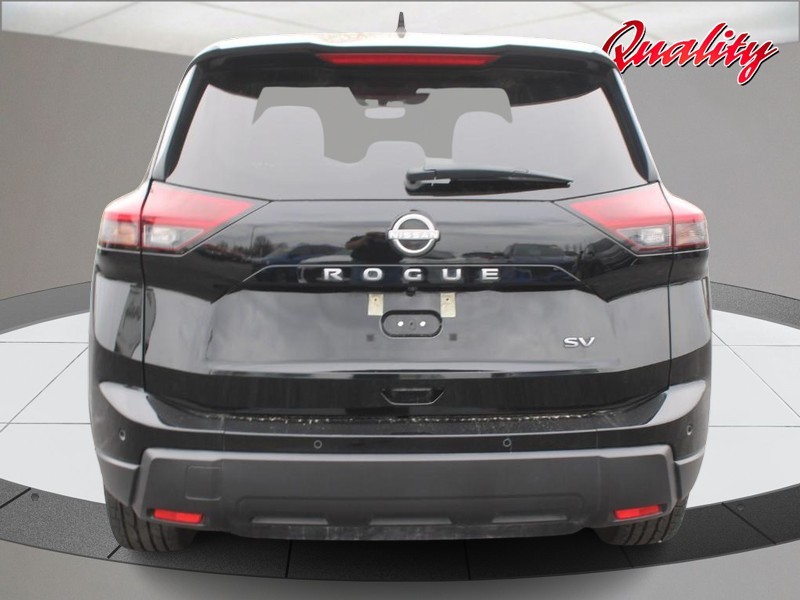 Nissan Rogue Vehicle Image 04
