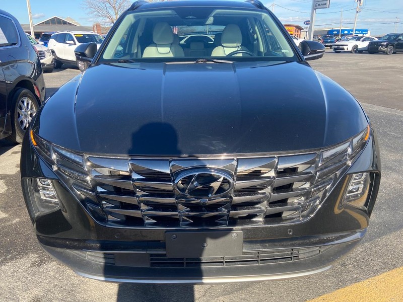 Hyundai Tucson Vehicle Image 02