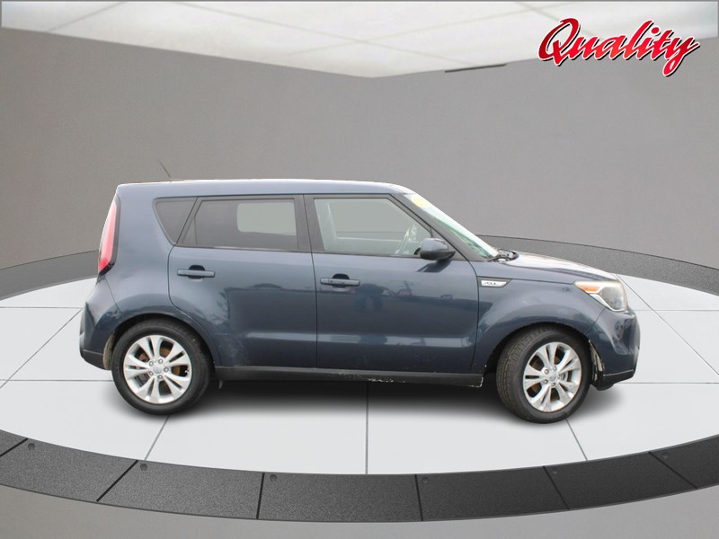Kia Soul Vehicle Image 02
