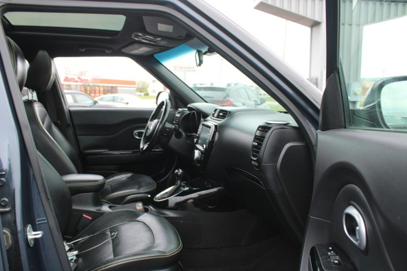 Kia Soul Vehicle Image 11