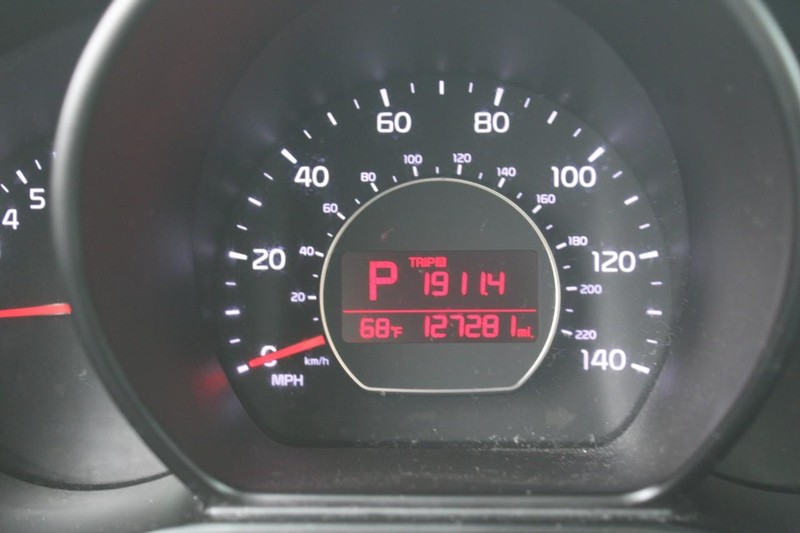 Kia Soul Vehicle Image 19