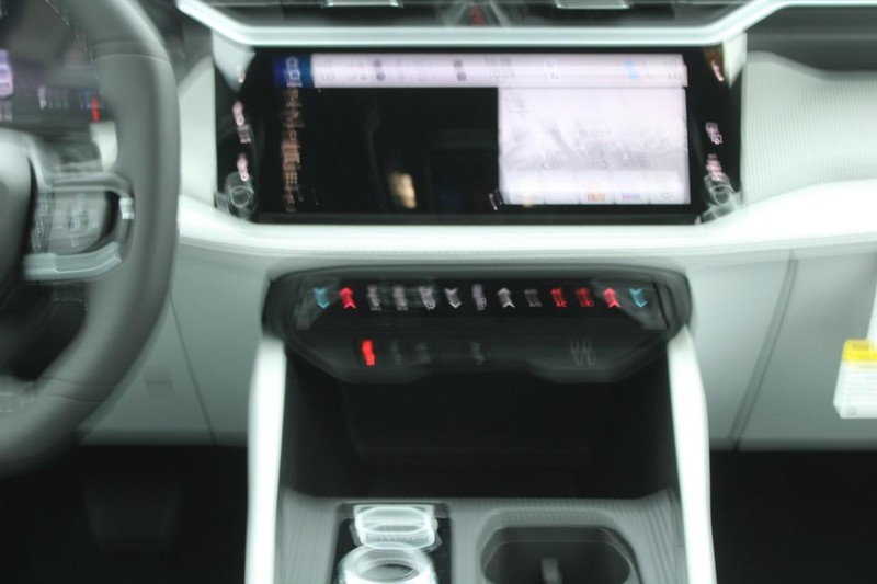 Jeep Cherokee Vehicle Image 07