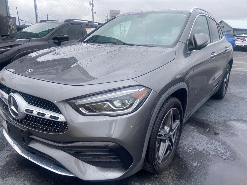 Mercedes-Benz GLA Vehicle Image 03