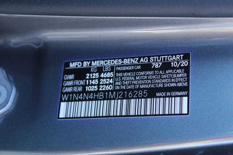 Mercedes-Benz GLA Vehicle Image 17