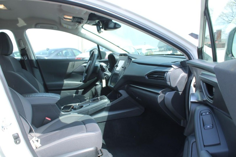 Subaru Impreza Vehicle Image 11