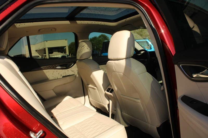 Buick Envision Vehicle Image 11