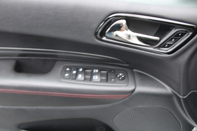 Dodge Durango Vehicle Image 09