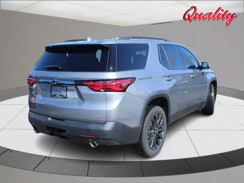 Chevrolet Traverse Vehicle Full-screen Gallery Image 03