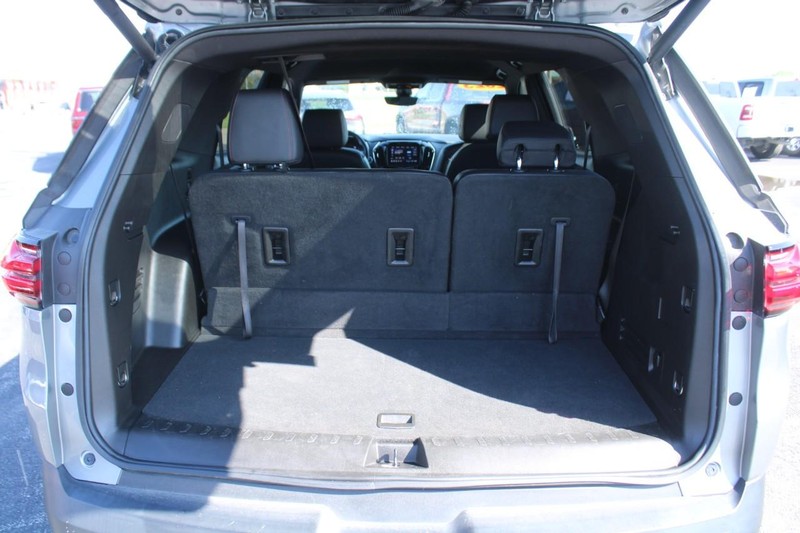 Chevrolet Traverse Vehicle Full-screen Gallery Image 06