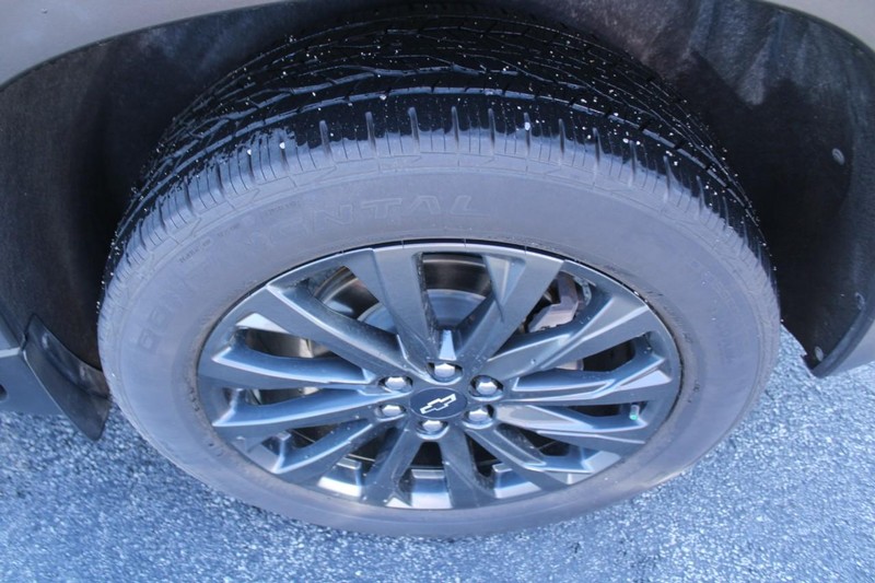 Chevrolet Traverse Vehicle Full-screen Gallery Image 07