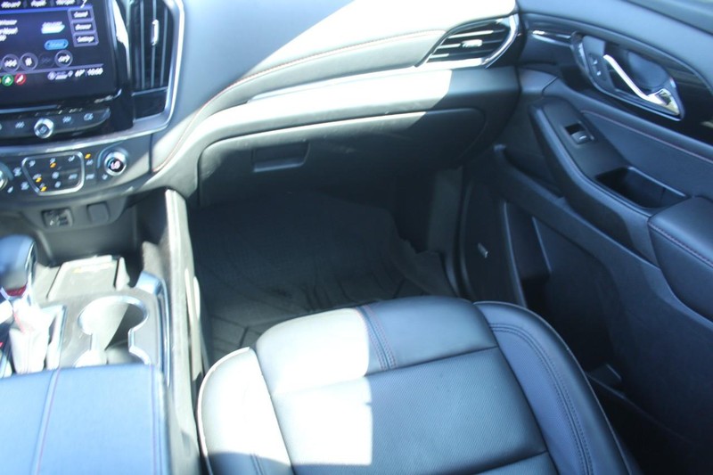 Chevrolet Traverse Vehicle Full-screen Gallery Image 16