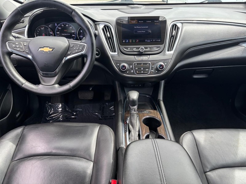 Chevrolet Malibu Vehicle Image 13