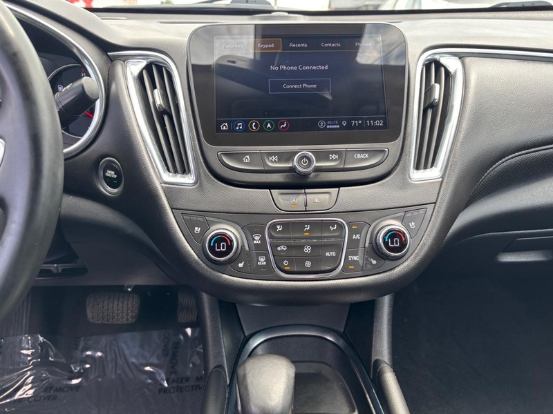 Chevrolet Malibu Vehicle Image 15