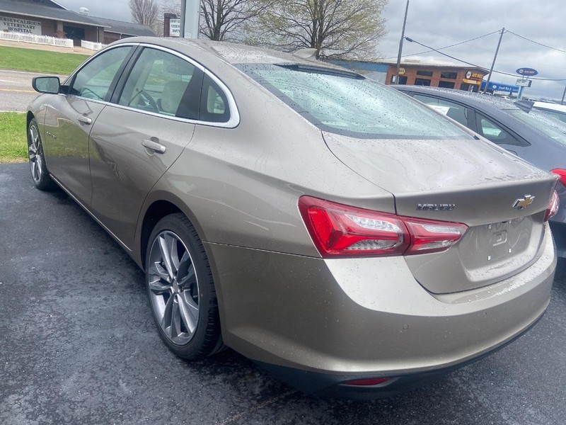 Chevrolet Malibu Vehicle Image 04