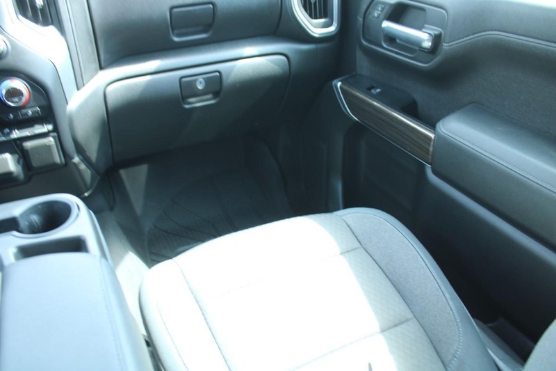 Chevrolet Silverado 1500 Vehicle Image 16