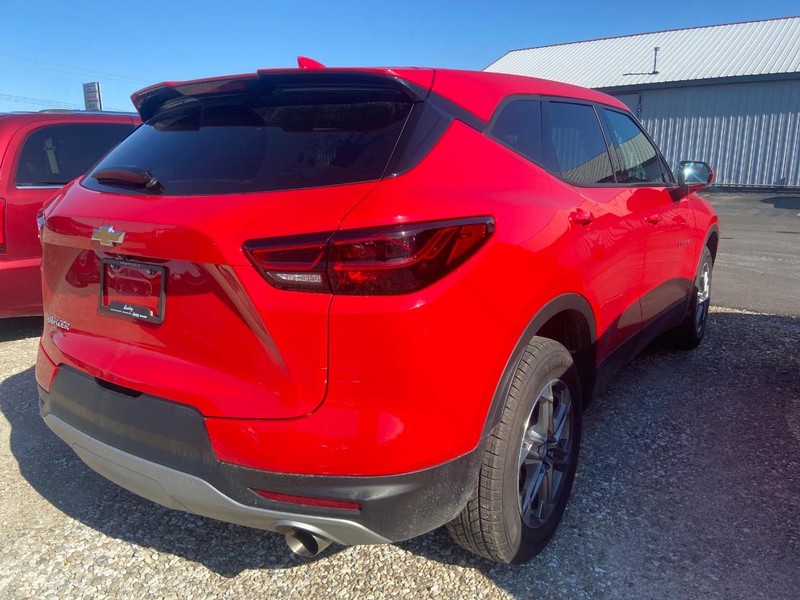 Chevrolet Blazer Vehicle Image 05