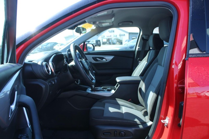 Chevrolet Blazer Vehicle Full-screen Gallery Image 08