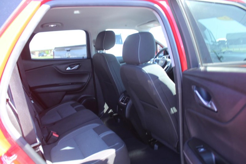 Chevrolet Blazer Vehicle Full-screen Gallery Image 12