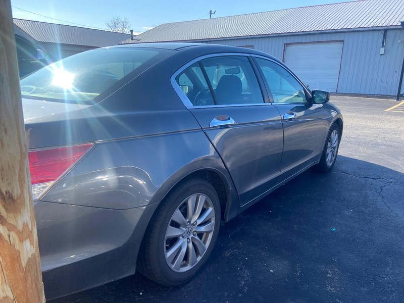 Honda Accord Sedan Vehicle Image 05
