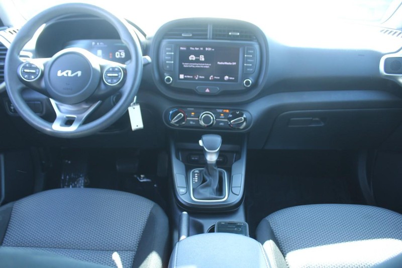 Kia Soul Vehicle Image 13