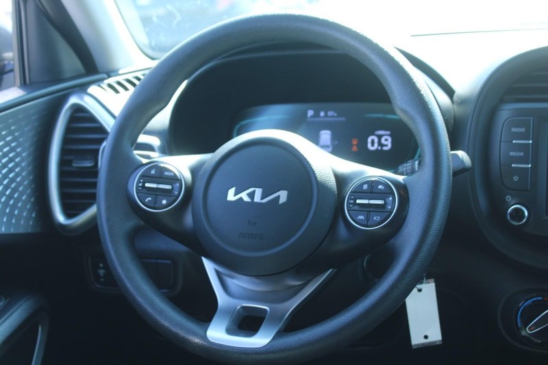 Kia Soul Vehicle Image 14