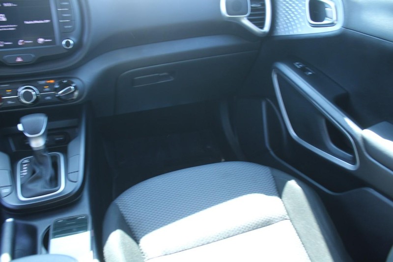 Kia Soul Vehicle Image 16