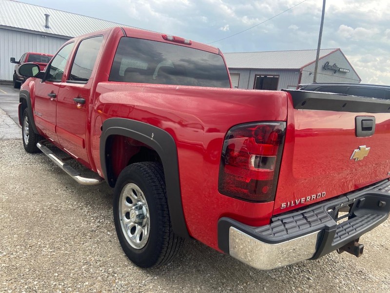 Chevrolet Silverado 1500 Vehicle Full-screen Gallery Image 04