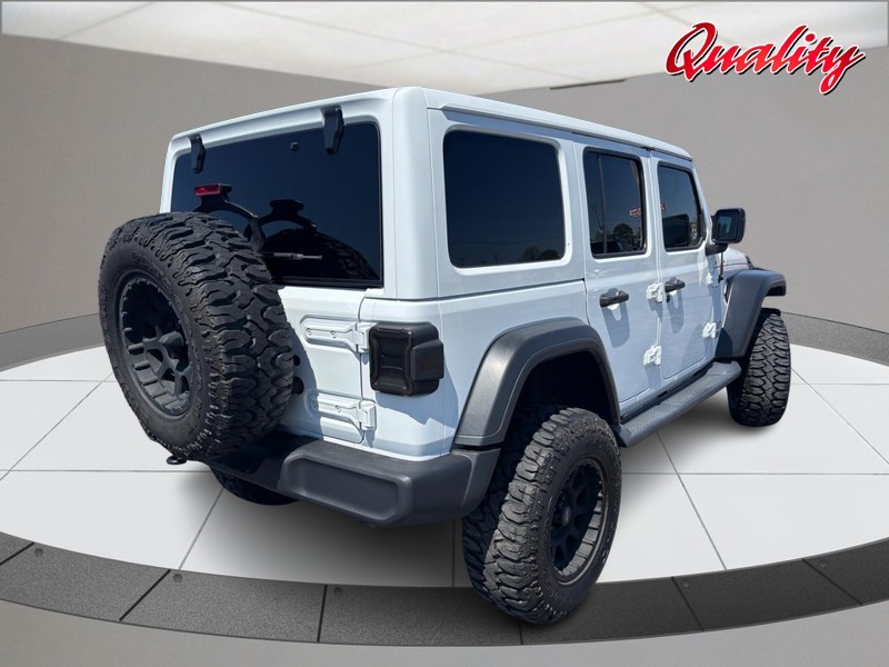 Jeep Wrangler Unlimited Vehicle Image 04