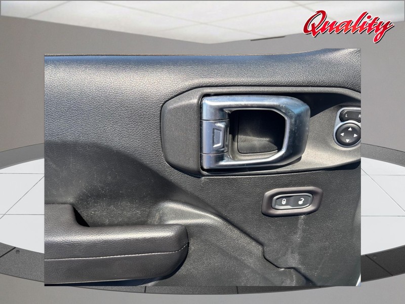 Jeep Wrangler Unlimited Vehicle Image 10