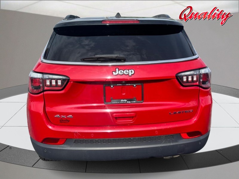 Jeep Compass Vehicle Image 04