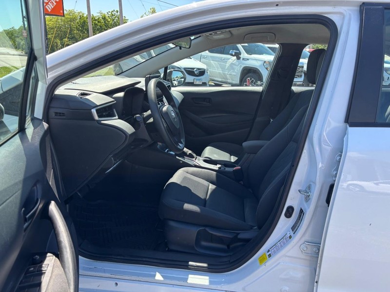 Toyota Corolla Vehicle Image 07