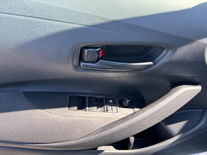 Toyota Corolla Vehicle Image 08