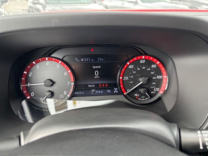 Nissan Frontier Vehicle Image 18