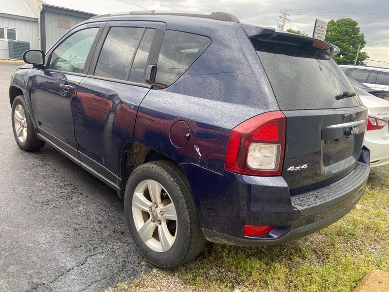 Jeep Compass Vehicle Image 04