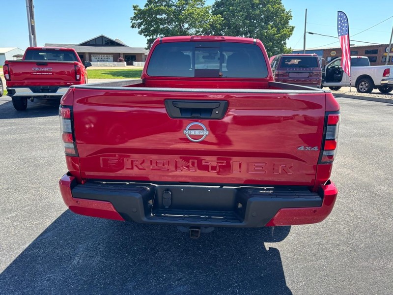 Nissan Frontier Vehicle Image 06