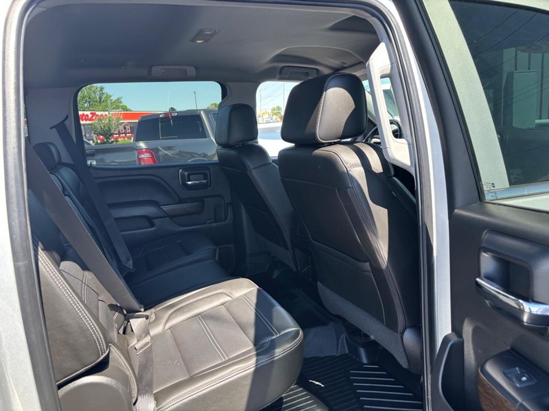 GMC Sierra 1500 Vehicle Image 14