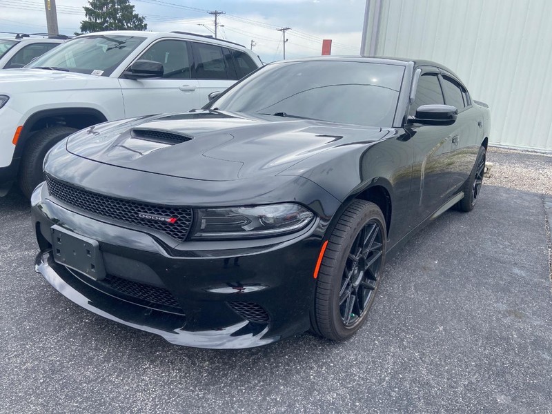 Dodge Charger Vehicle Full-screen Gallery Image 03