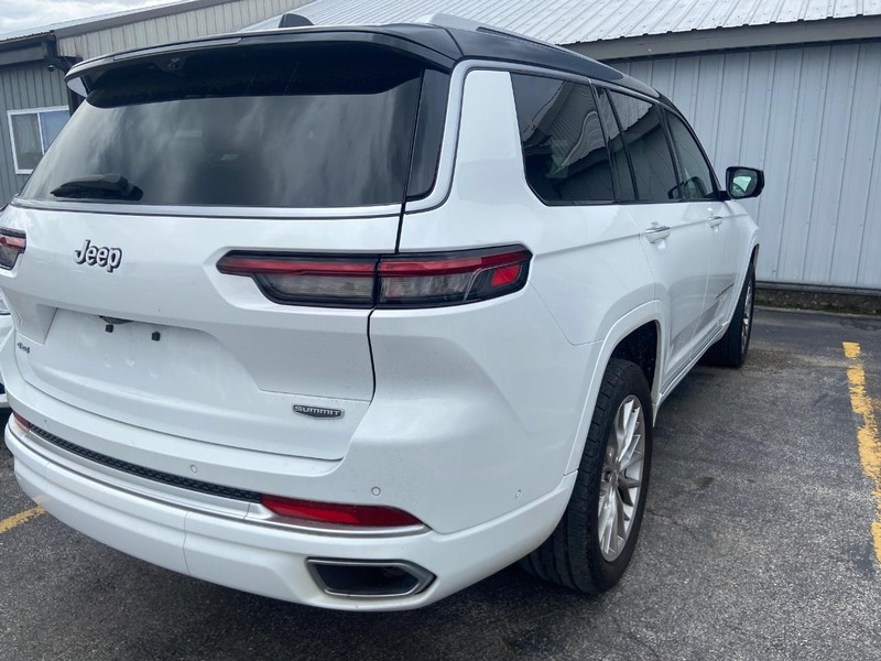 Jeep Grand Cherokee L Vehicle Image 04
