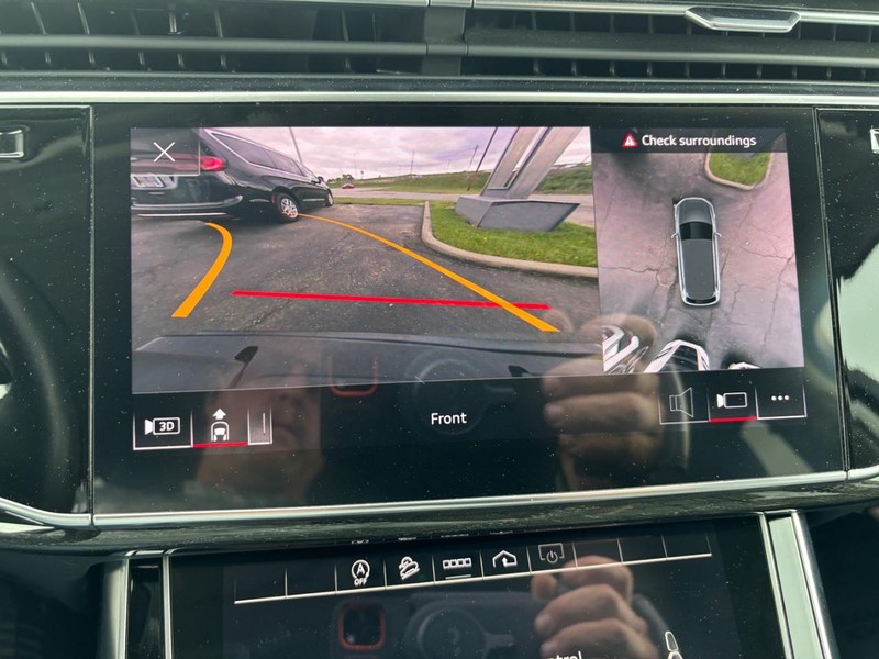 Audi Q7 Vehicle Image 19