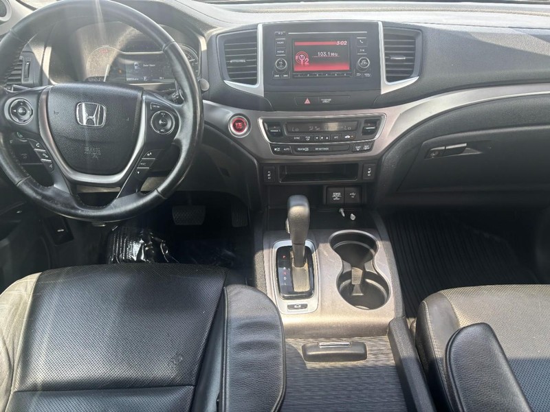 Honda Ridgeline Vehicle Image 13
