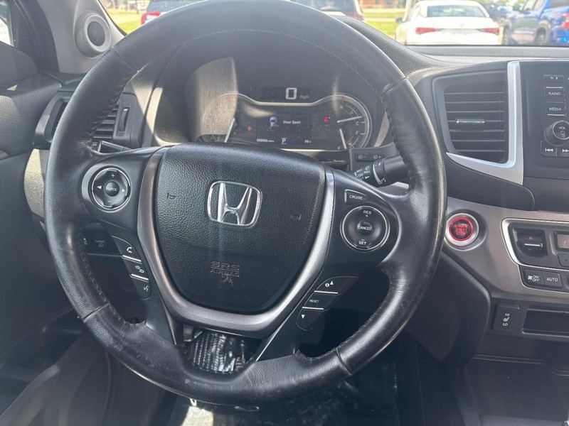 Honda Ridgeline Vehicle Image 14