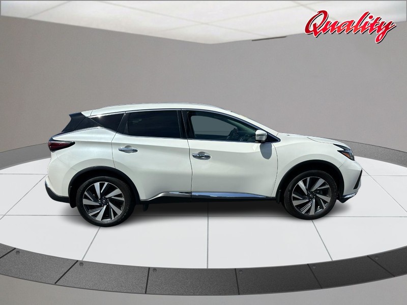 Nissan Murano Vehicle Image 02